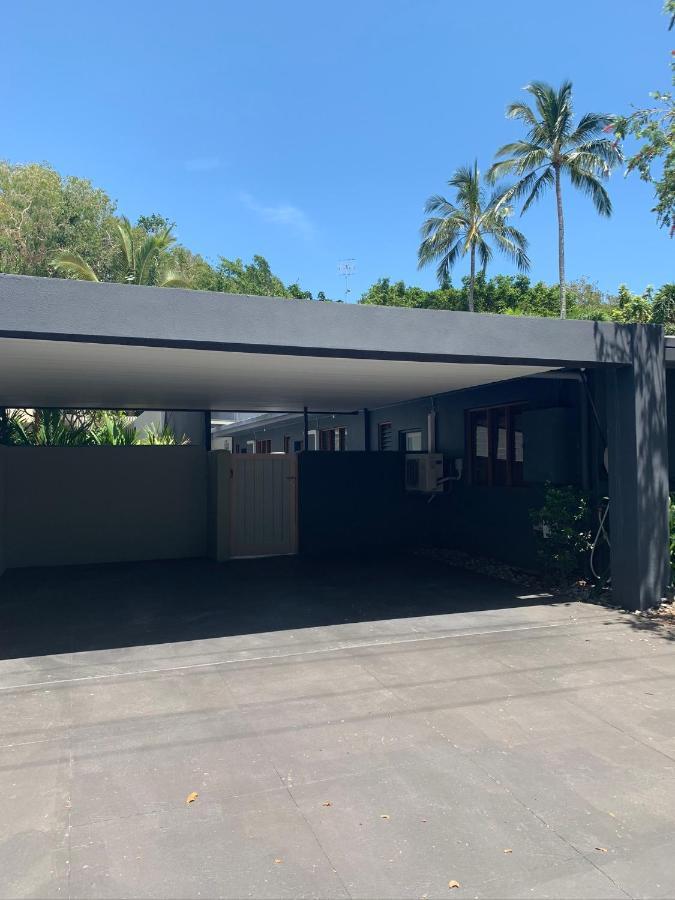 Beachside Apartment 1 With Plunge Pool Port Douglas Exterior foto