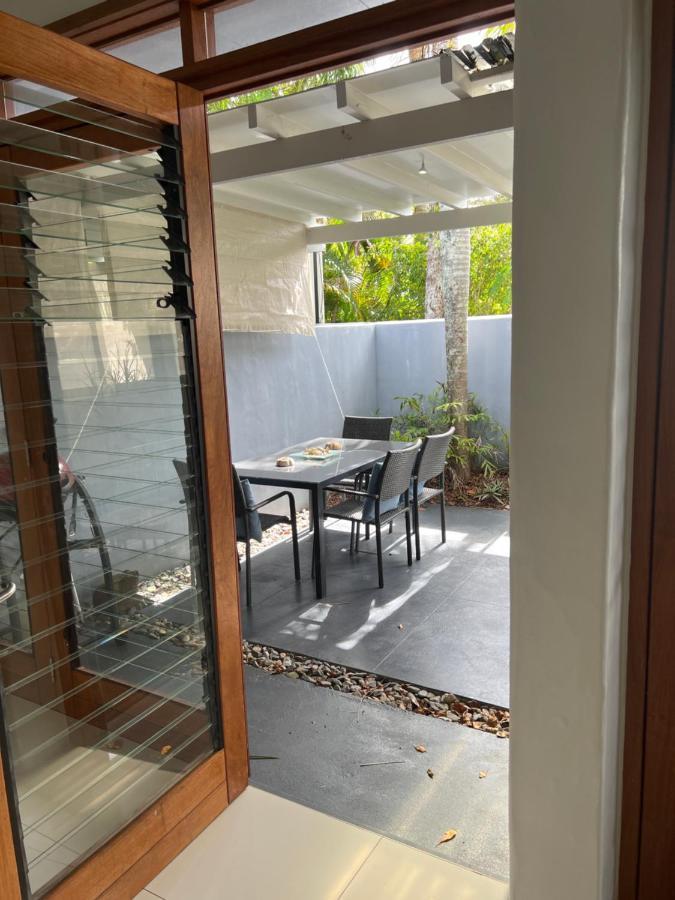 Beachside Apartment 1 With Plunge Pool Port Douglas Exterior foto